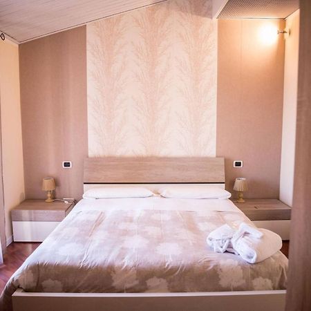 Hotel Lonatino Lonato Dış mekan fotoğraf