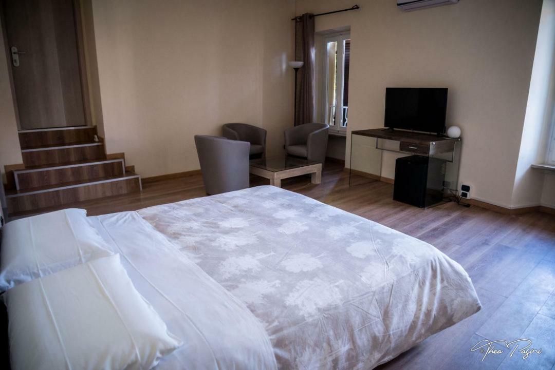 Hotel Lonatino Lonato Dış mekan fotoğraf